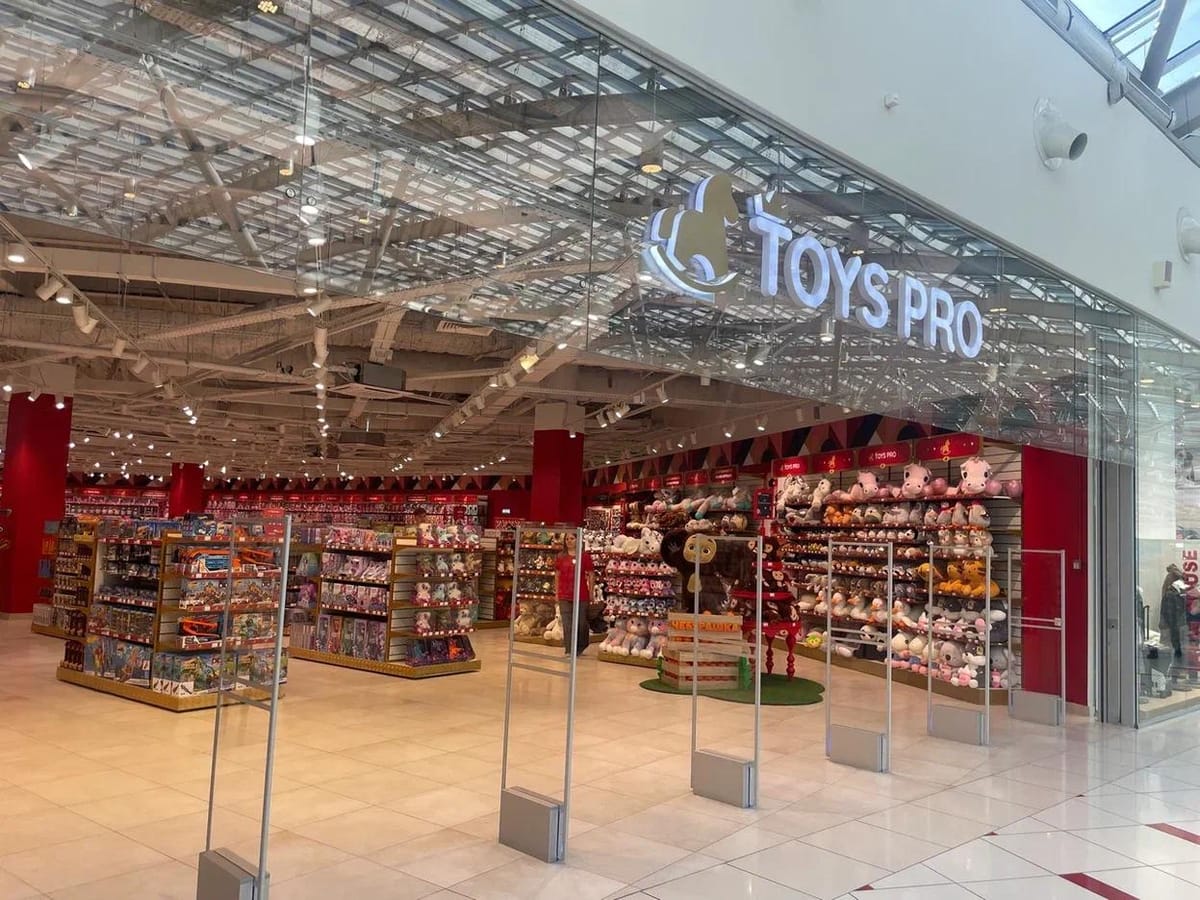 Toys pro открылся на костях «Кораблика» — и кредиторы это заметили