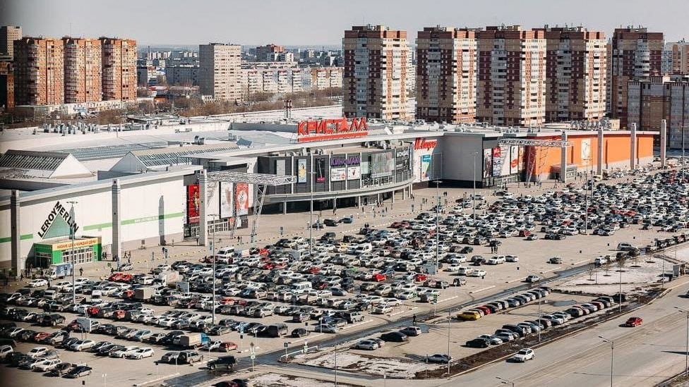 "Золотое Яблоко" открывает первый магазин в Тюмени в ТРЦ "Кристалл"