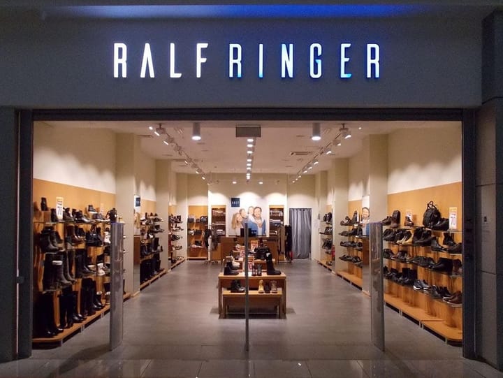 Ralf Ringer выходит на полосу препятствий