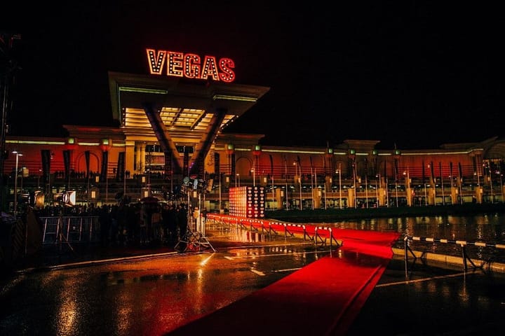 Новым кредитором Vegas на Каширском стал ПСБ