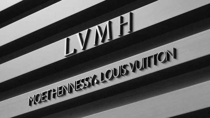 LVMH перебирает гардероб