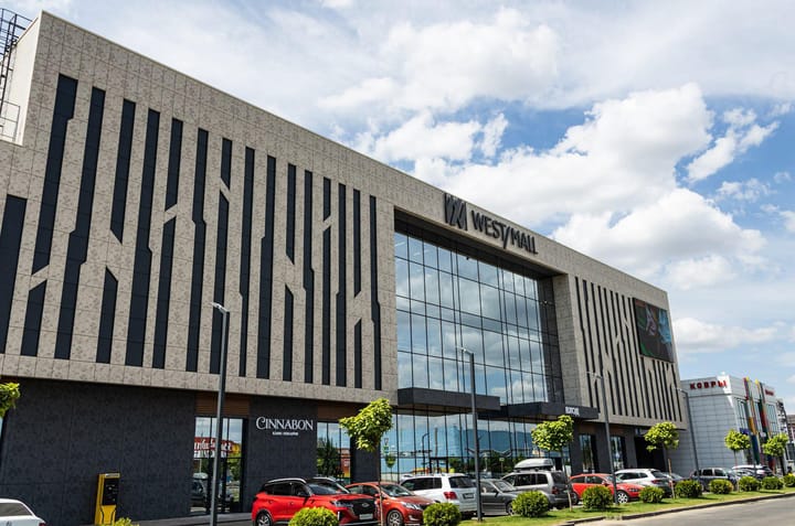 Нападение в ТРЦ West Mall в Краснодаре