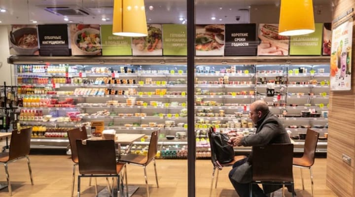 В продуктовых стало на треть больше кофеен